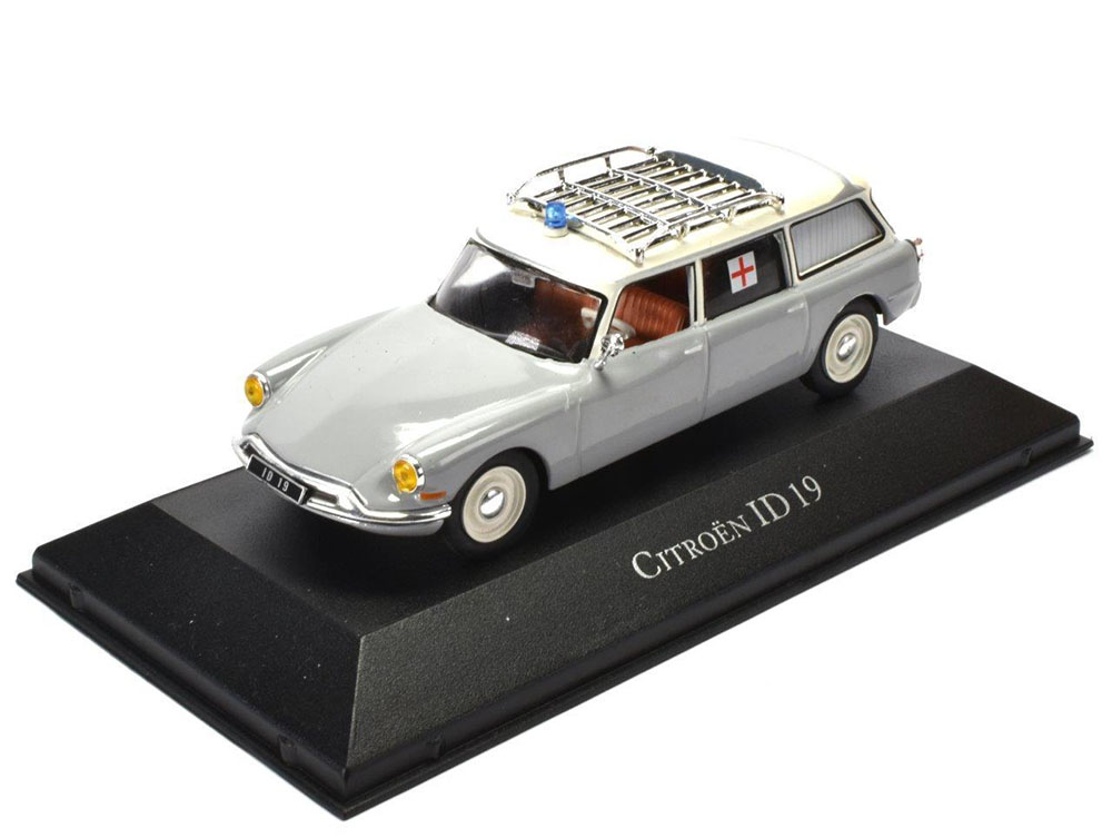 Citroen ID-19 ambulance emergency medical assistance 1965 whitesilver 2026₽