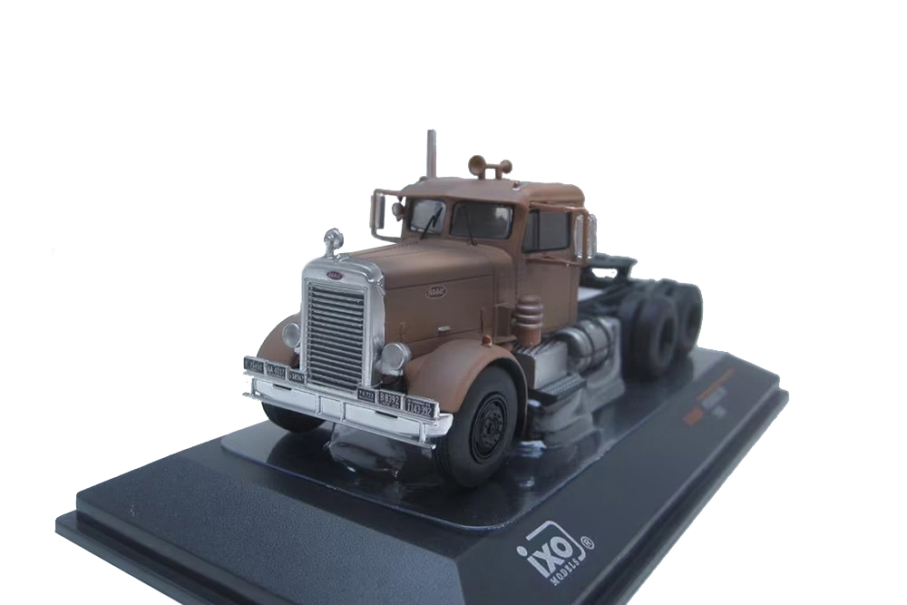 

Модель коллекционная IXO Peterbilt 281 1955 rusty седельный тягач, Коричневый