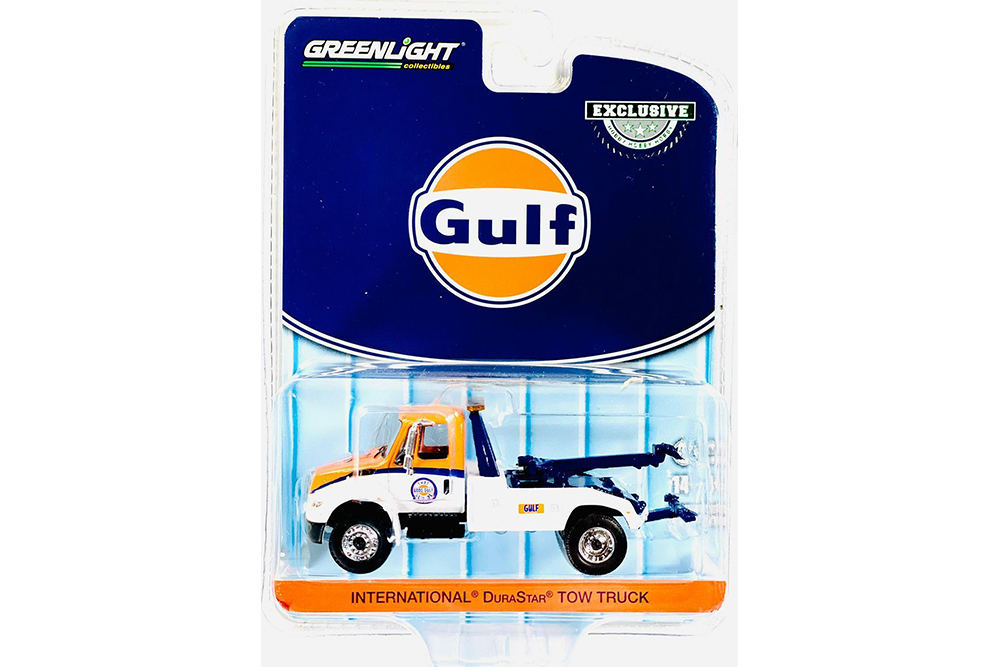 

Модель коллекционная GREENLIGHT International durastar 4400 эвакуатор "gulf oil" 2024, Белый