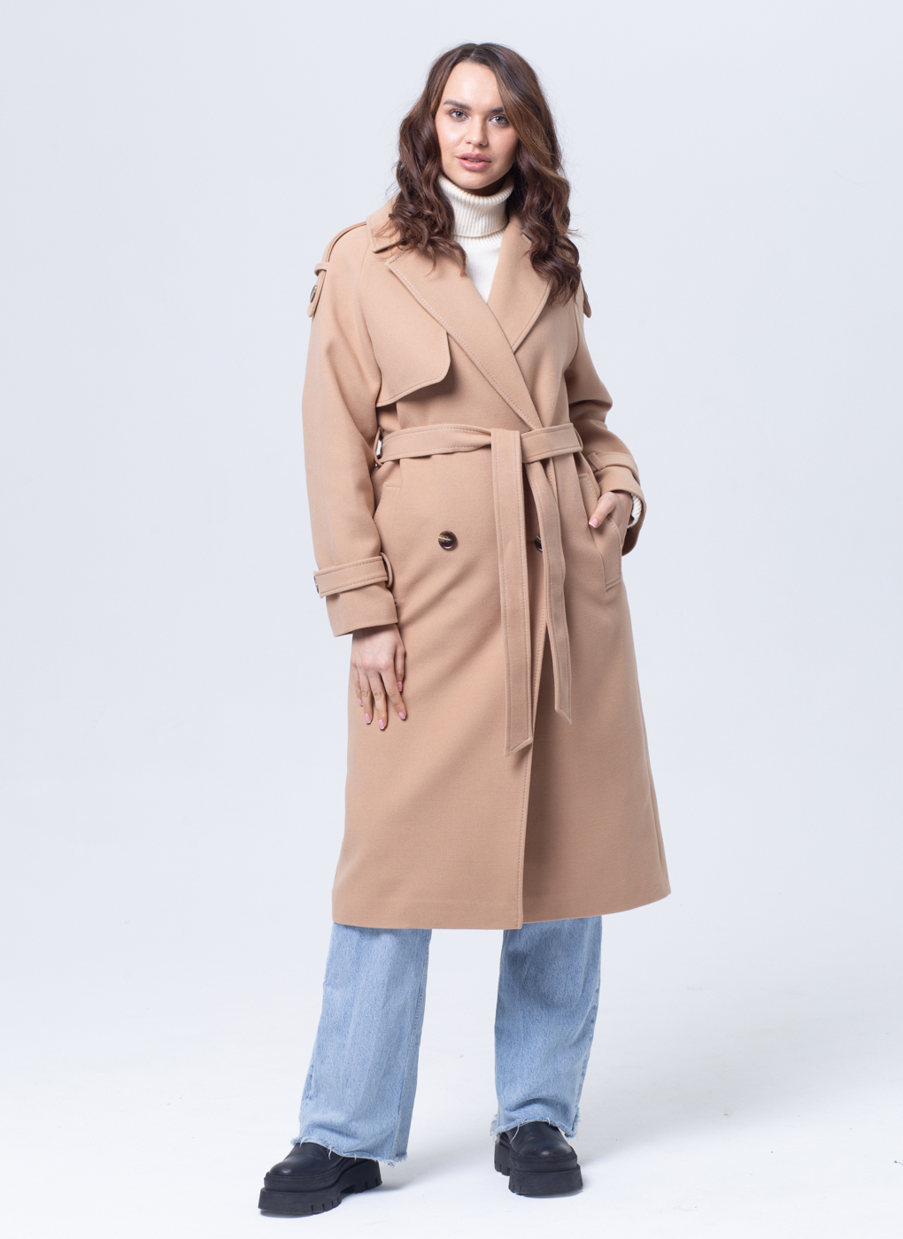 Пальто женское Каляев 64782 бежевое 52 RU