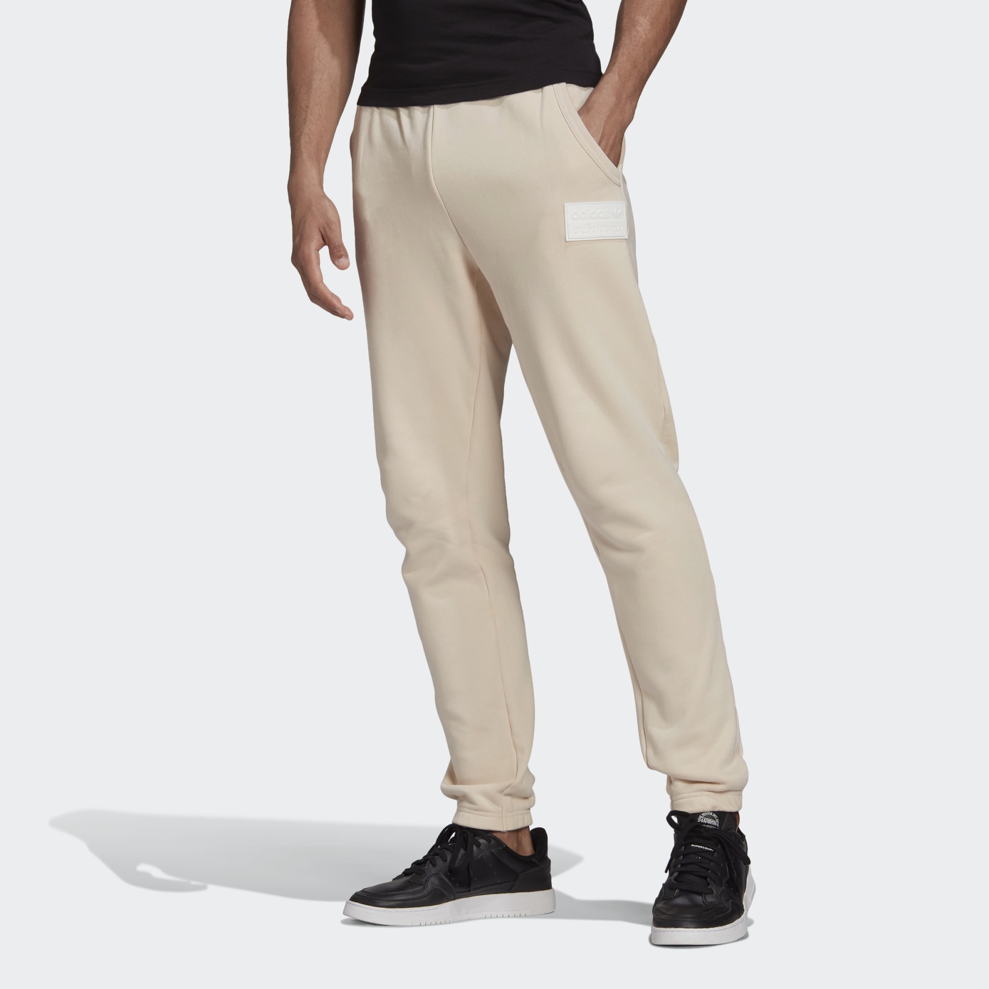 

Брюки мужские Adidas GN3301 бежевые XL, GN3301