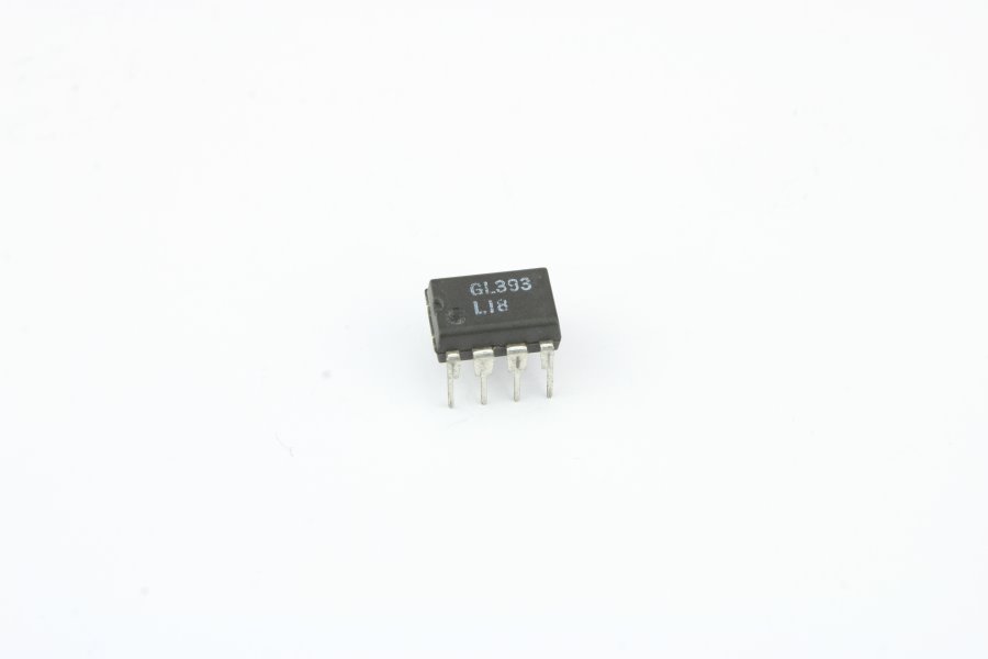 

Микросхема GL393