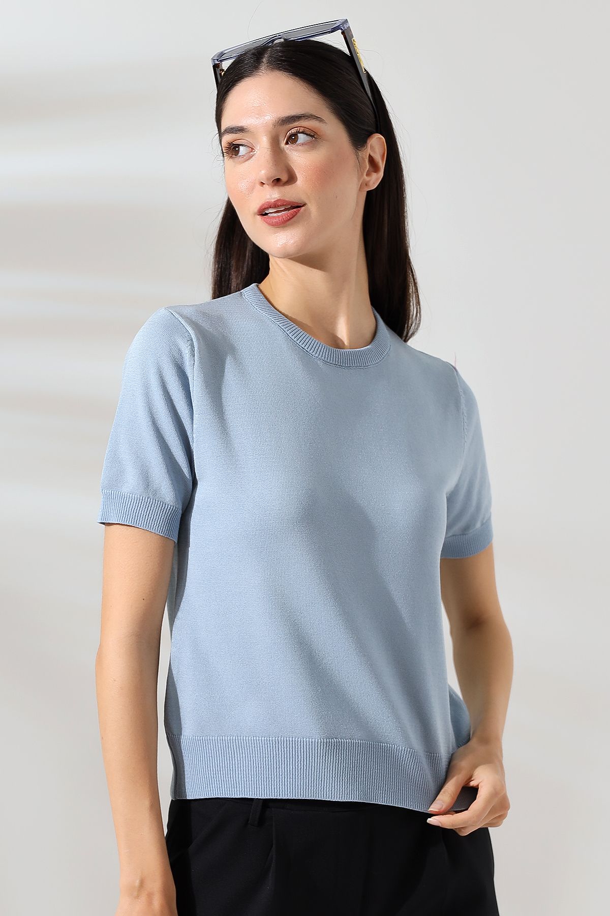 

Джемпер женский Beauty Bell 313 голубой S/M, 313
