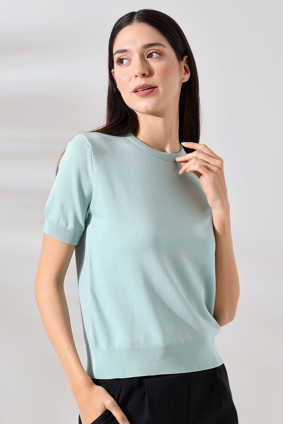 

Джемпер женский Beauty Bell 313 голубой L/XL, 313