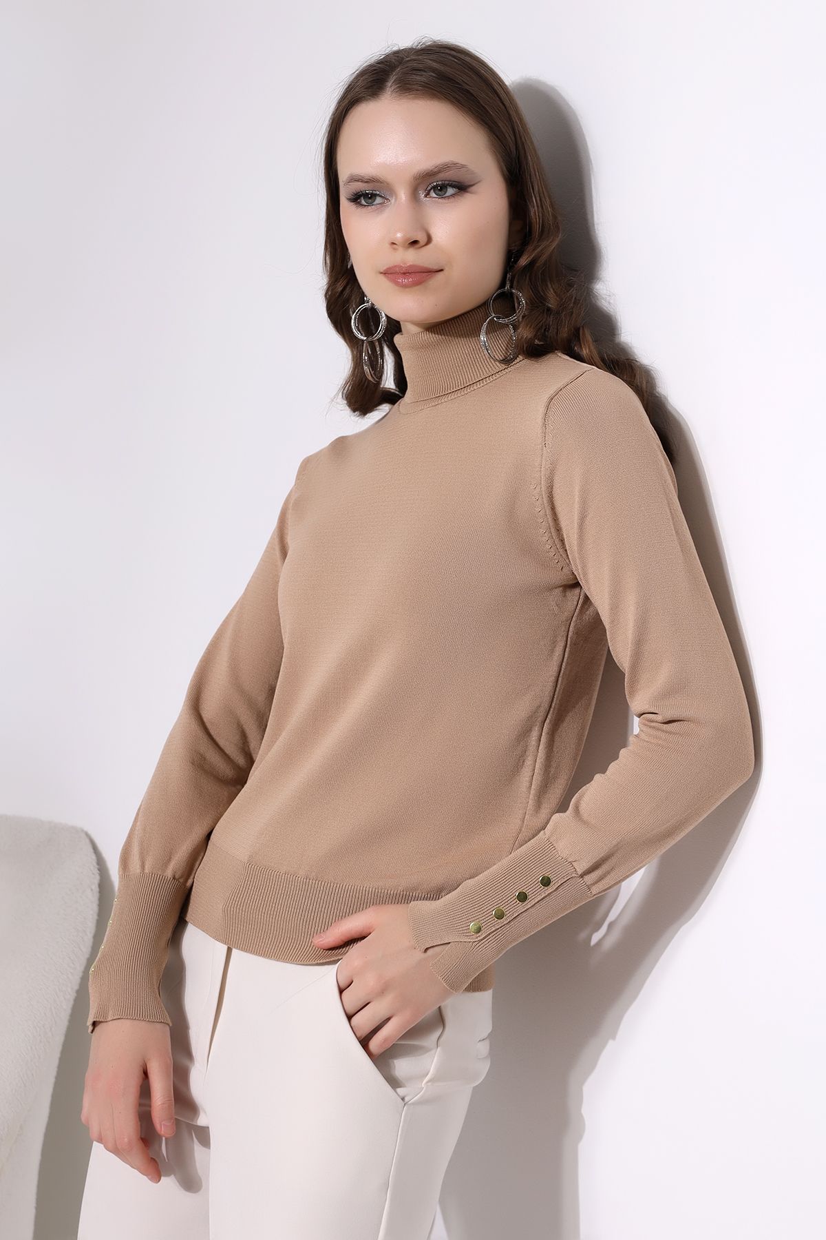 Водолазка женская Beauty Bell 301 бежевая L/XL