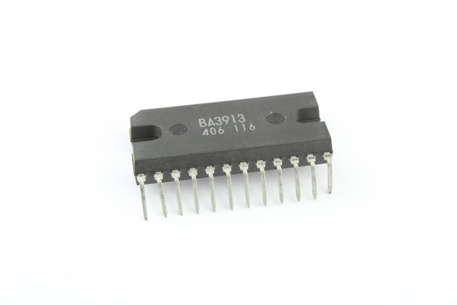 

Микросхема BA3913