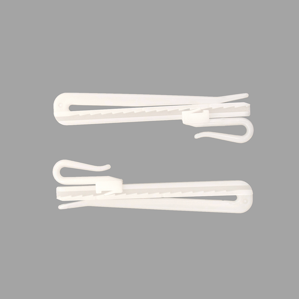 06-071/9 Крючок шторный регулировочный 90мм, 20 шт