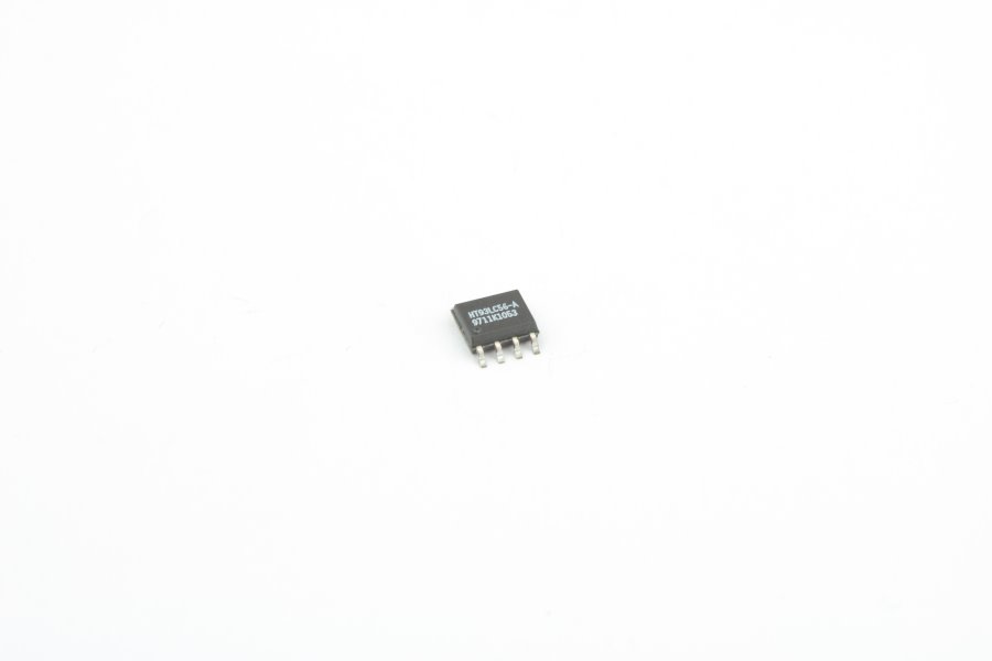 

Микросхема 93LC56A SMD