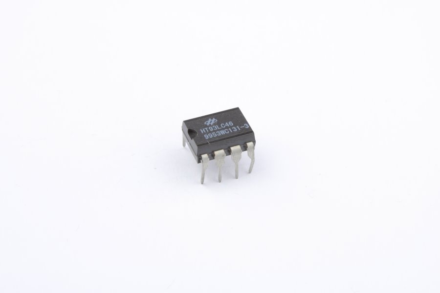 

Микросхема 93LC46