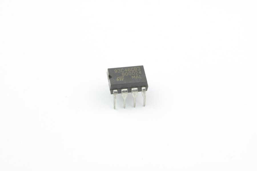 

Микросхема 93C46CB3