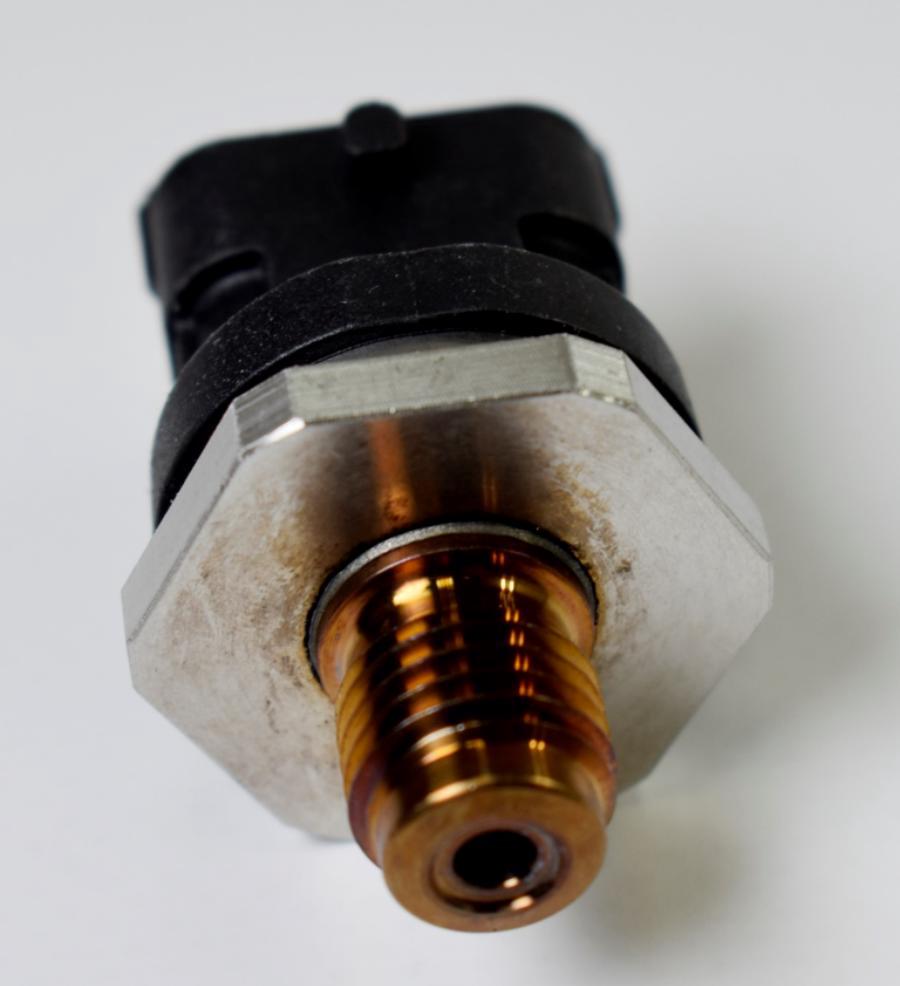 

CARTRONIC Датчик давления топлива ГАЗ-3302 Бизнес дв.CUMMINS ISF2.8 CARTRONIC