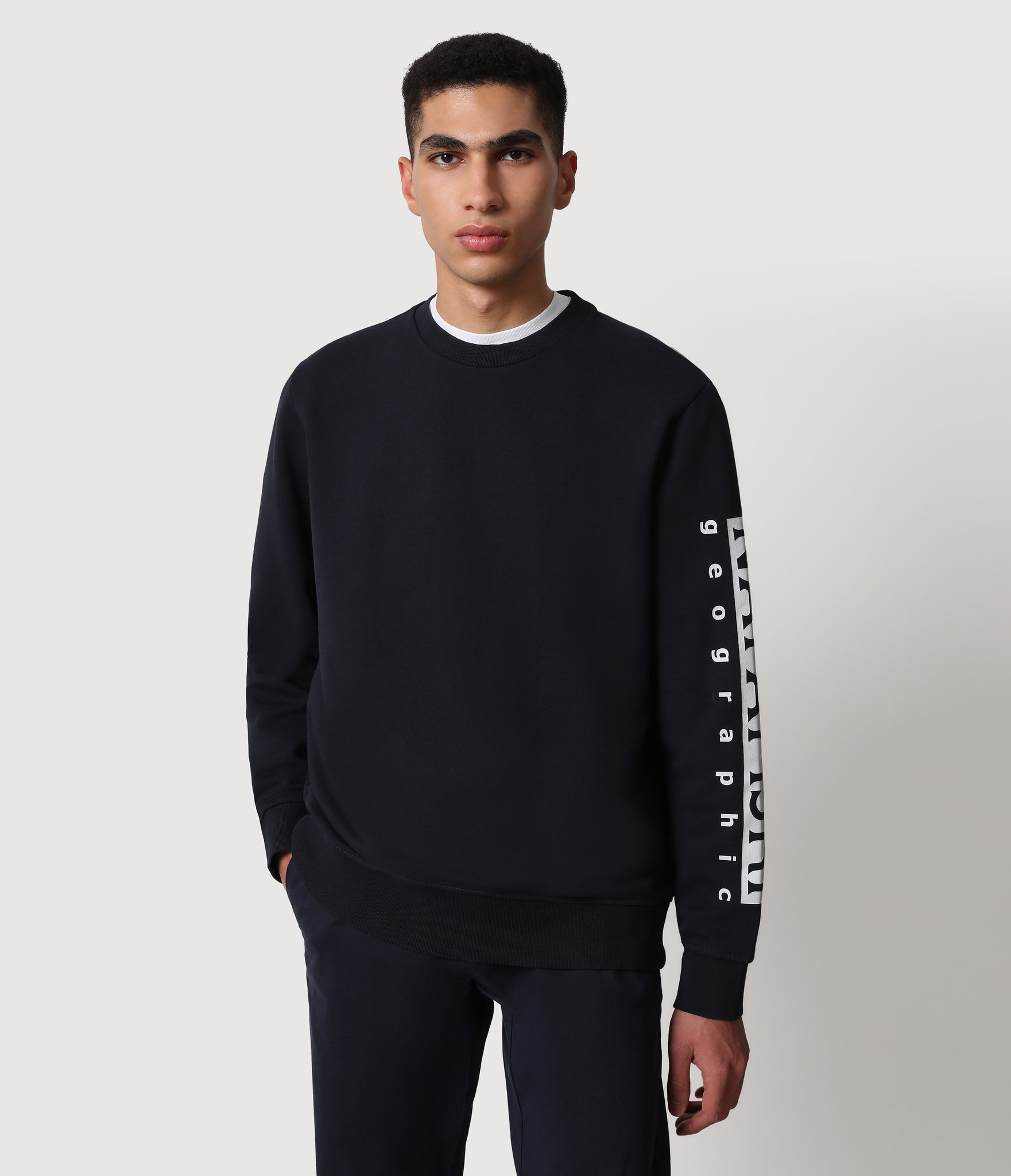 

Свитшот мужской Napapijri NA4FQN176 синий 2XL, NA4FQN176