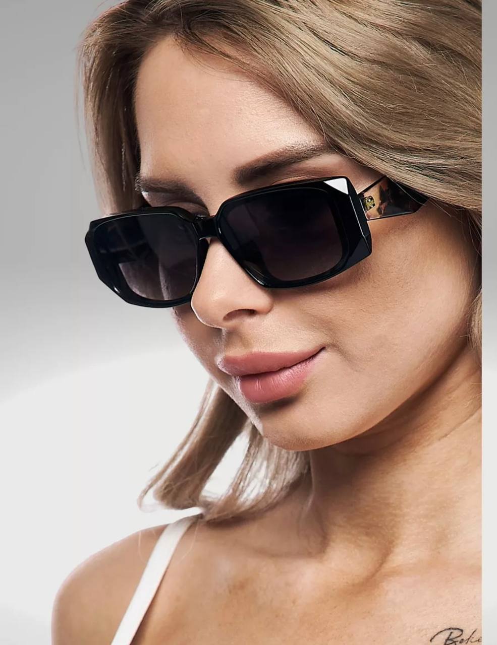 Солнцезащитные очки женские advocate Р2216 черные