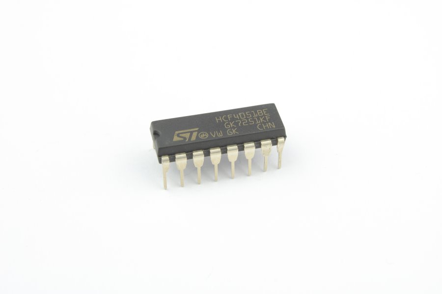 

Микросхема 4051BE