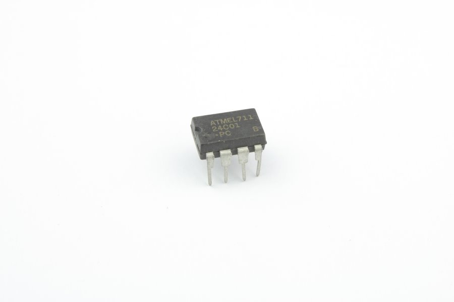 

Микросхема 24C01PC