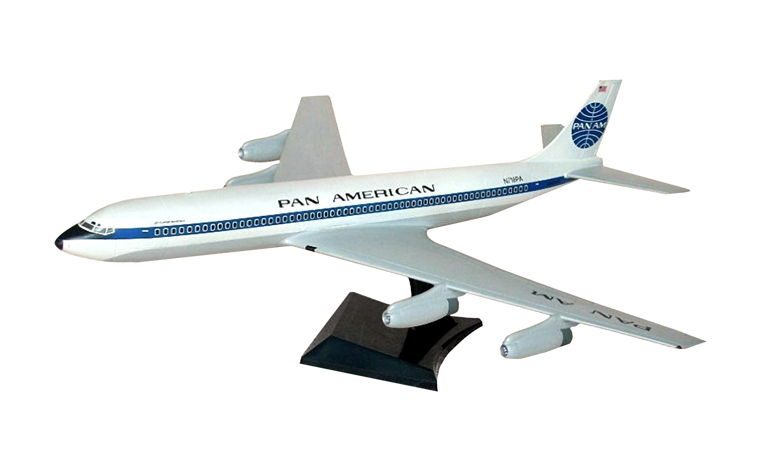 

Сборная модель Ark-models 1/144 Авиалайнер Боинг-707 Pan American