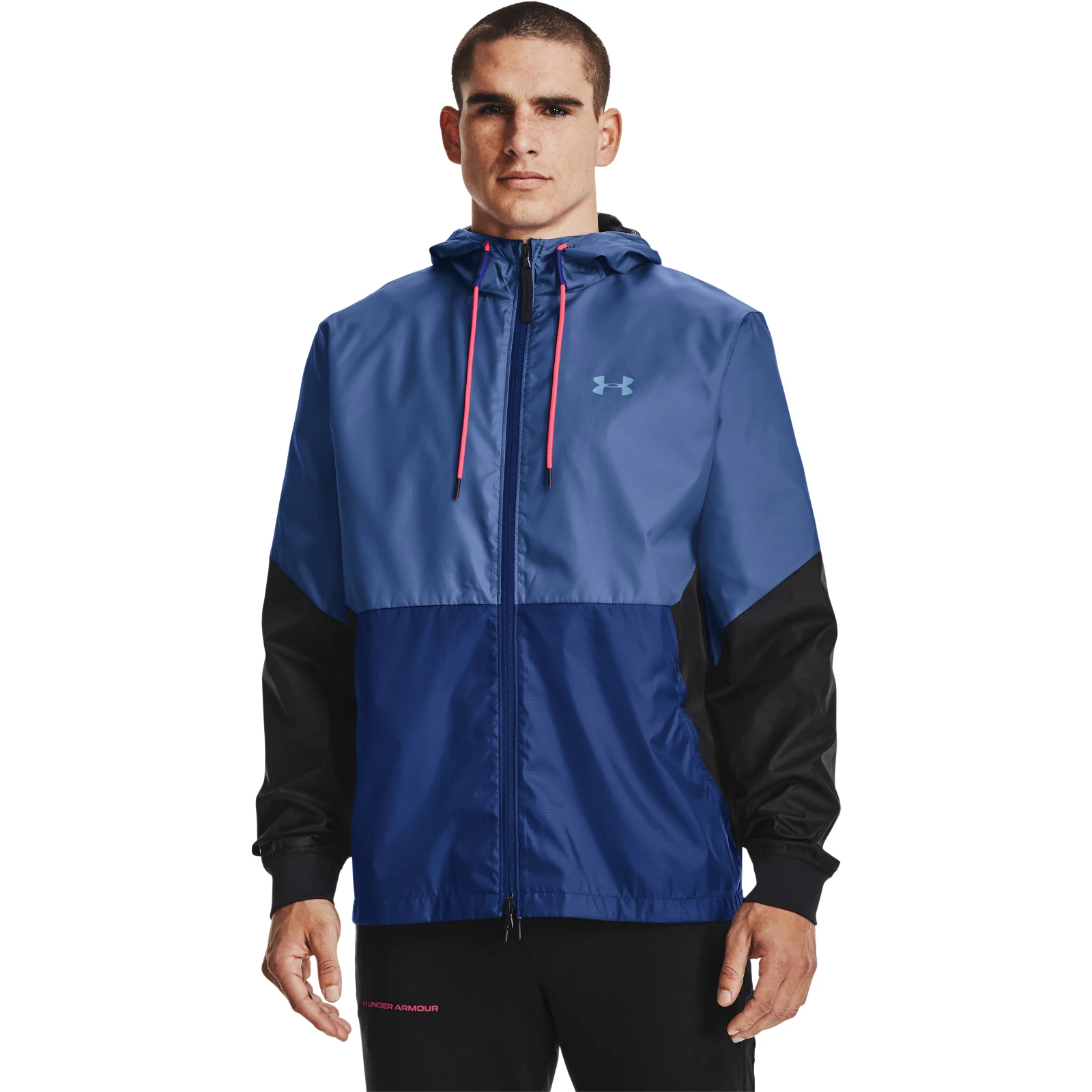 

Спортивная ветровка мужская Under Armour 1345405 синяя 50-52 RU, 1345405