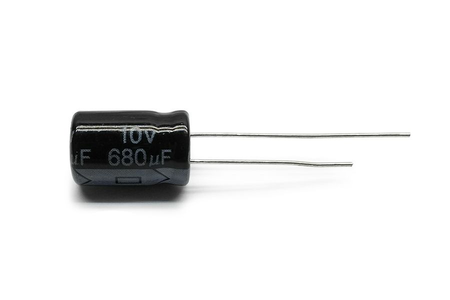

Конденсатор 680/10V d8 h11 105C