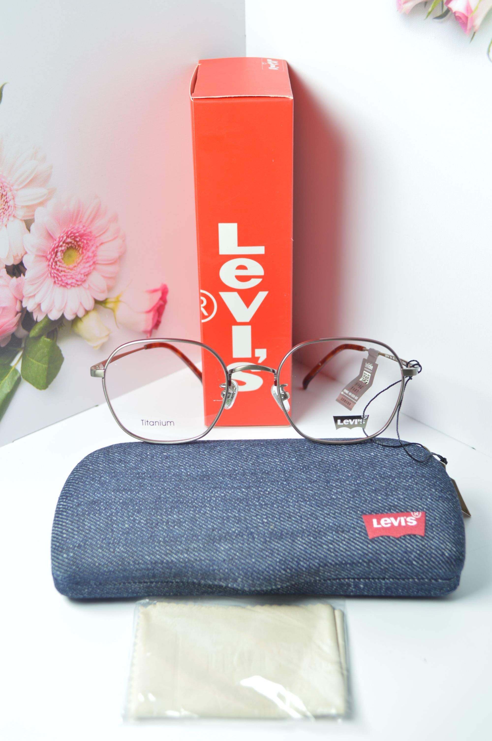 

Оправа для очков унисекс Levi's OL-OM-Levis-97047-C05-RED серебристая, OL-OM-Levis-97047-C05-RED