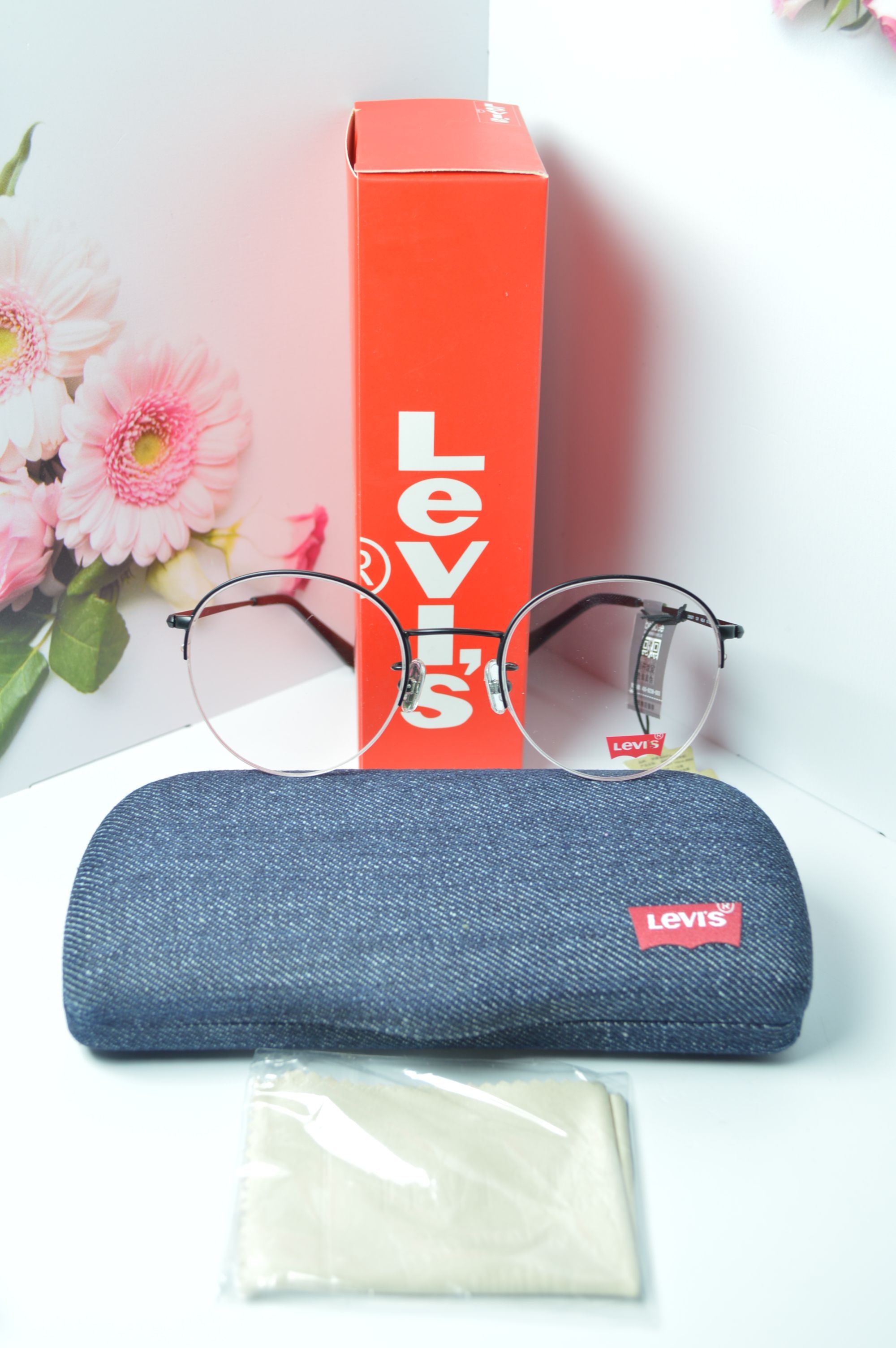 

Оправа для очков унисекс Levi's OL-OM-Levis-05271-C01 серебристая, OL-OM-Levis-05271-C01