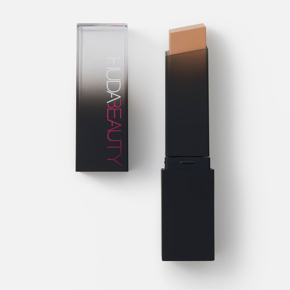 Стик тональный Huda Beauty FauxFilter Skin Finish Foundation Stick №210B Chai 12,5 г