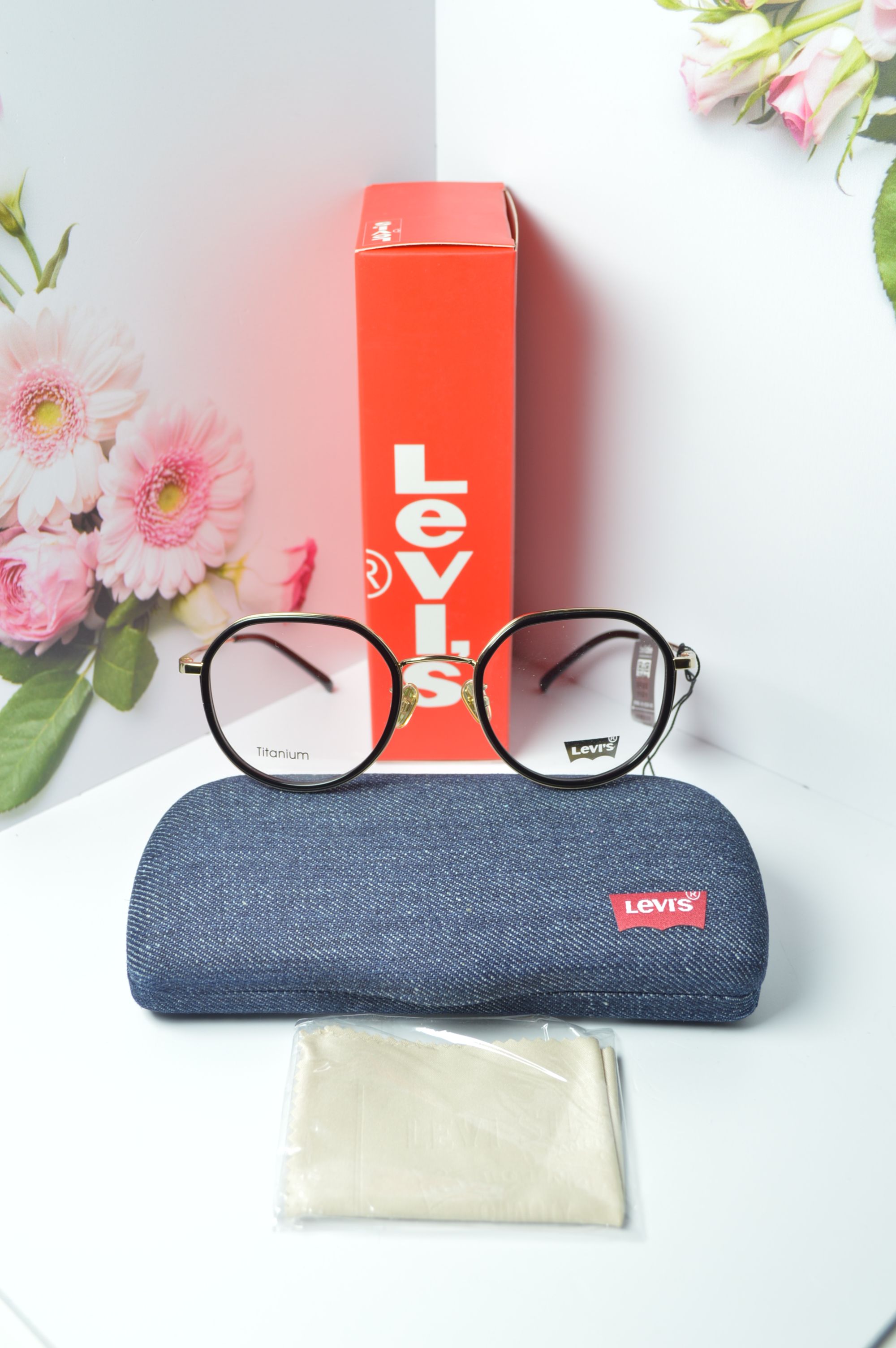 

Оправа для очков унисекс Levi's OL-OM-Levis-94033-c01blk черная, OL-OM-Levis-94033-c01blk