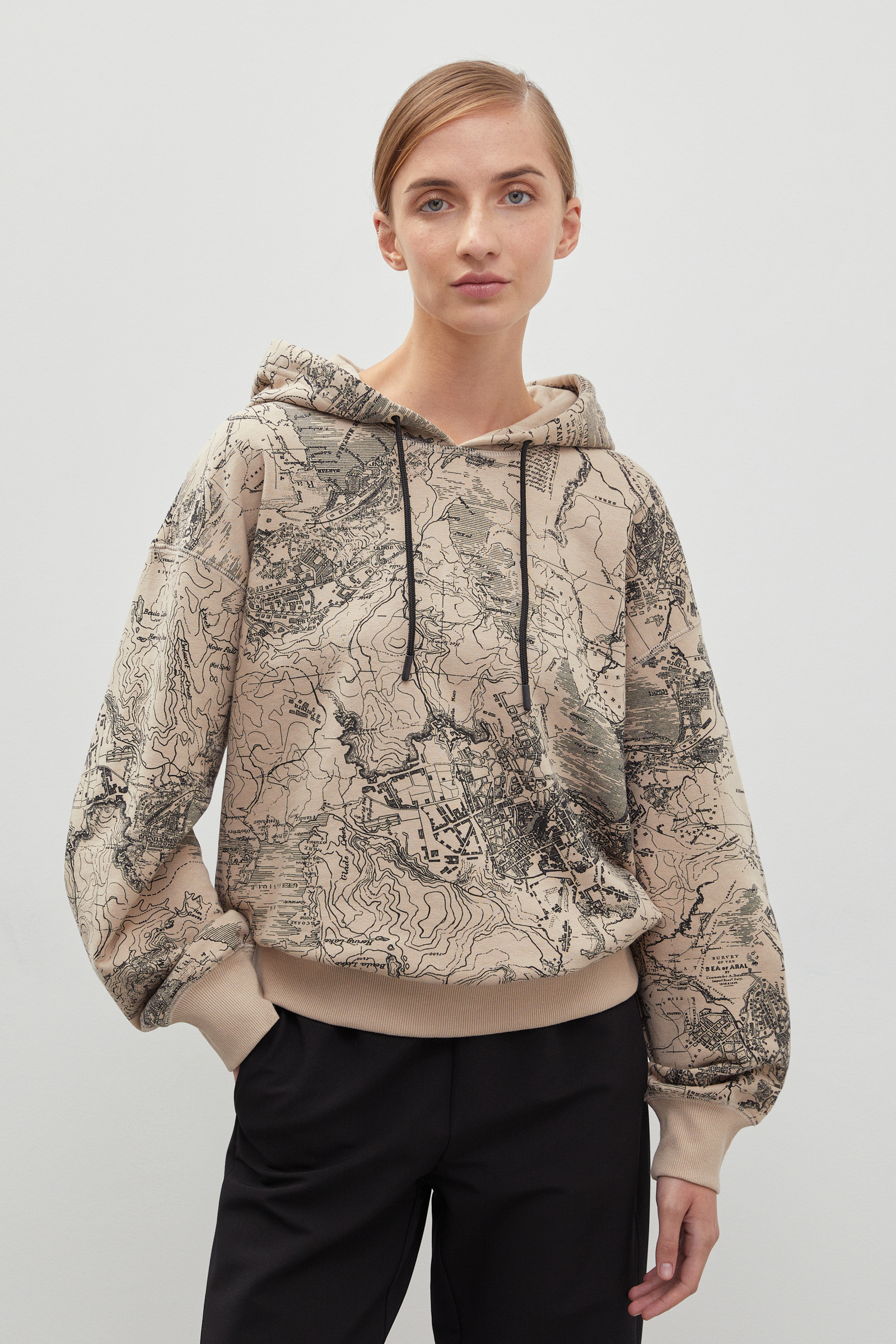 

Толстовка женская Finn Flare FBD110116 бежевая L, Бежевый, FBD110116