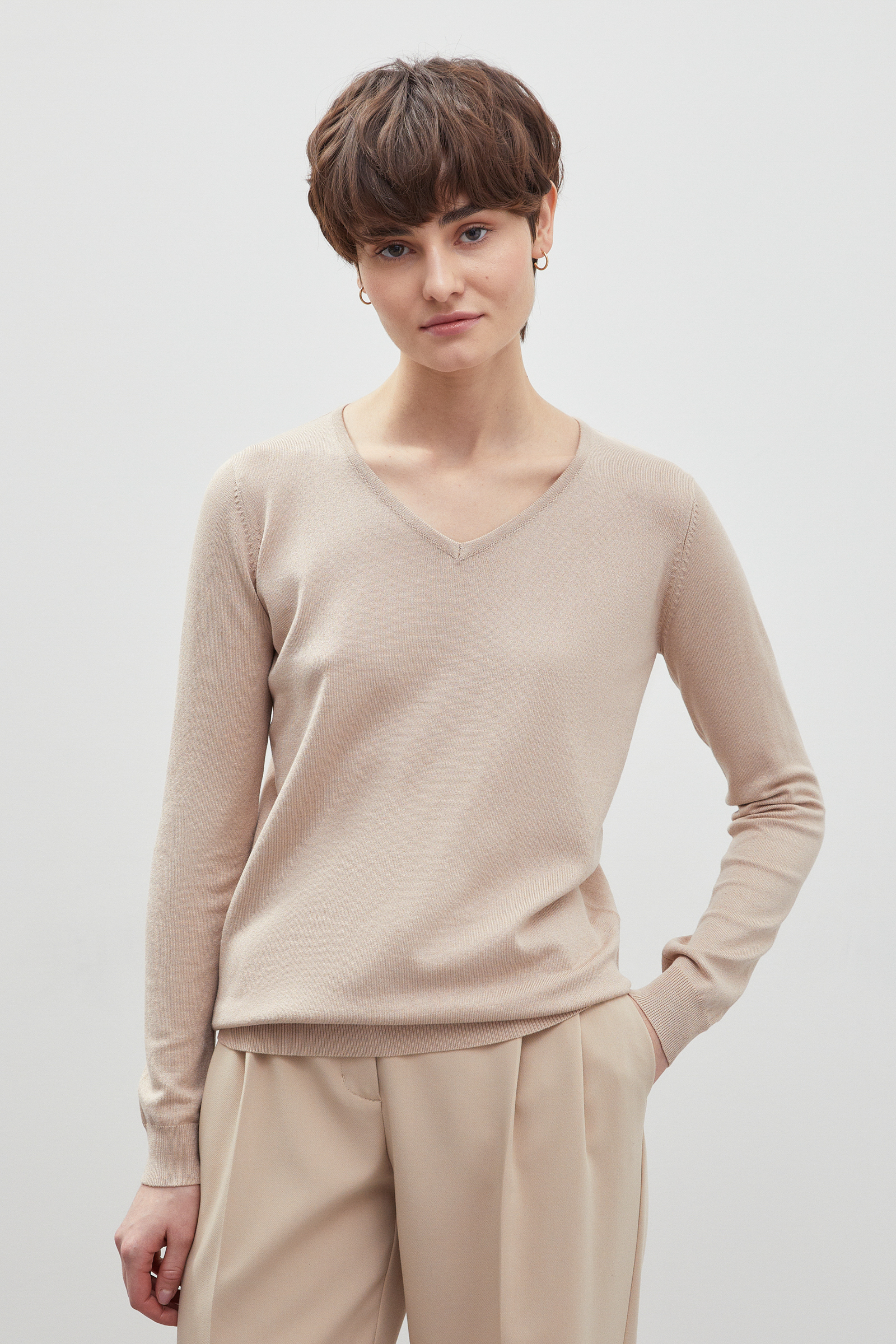 

Пуловер женский Finn Flare BAS-10120 бежевый S, BAS-10120