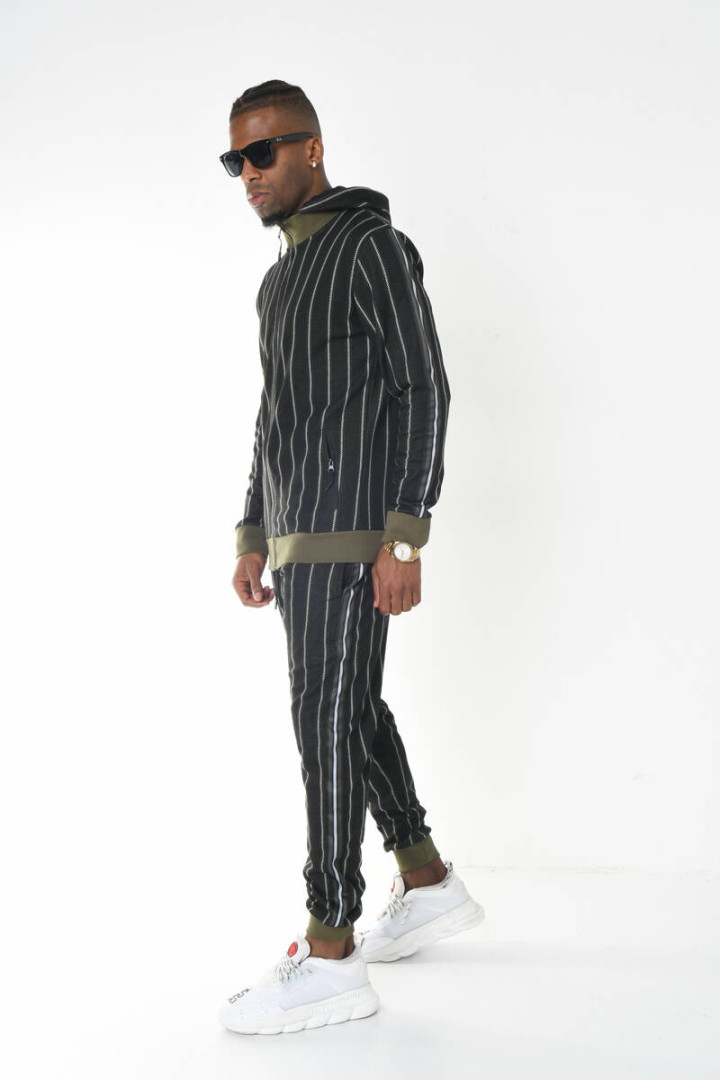 

Костюм мужской David Gerenzo 900000029412 хаки L (товары доставляются из-за рубежа), 900000029412