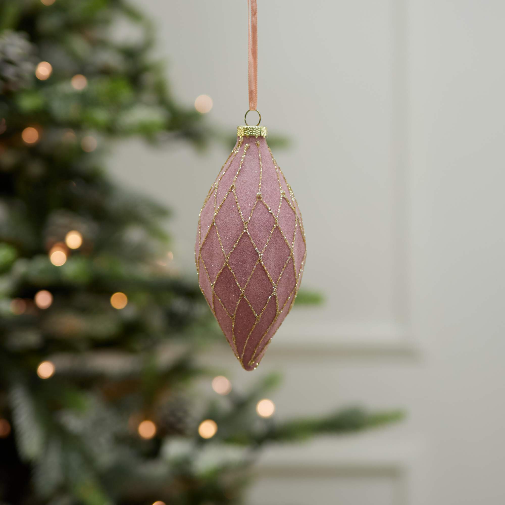 Елочная игрушка Лавка чудес Пыльная роза 1 штука розовый 520₽