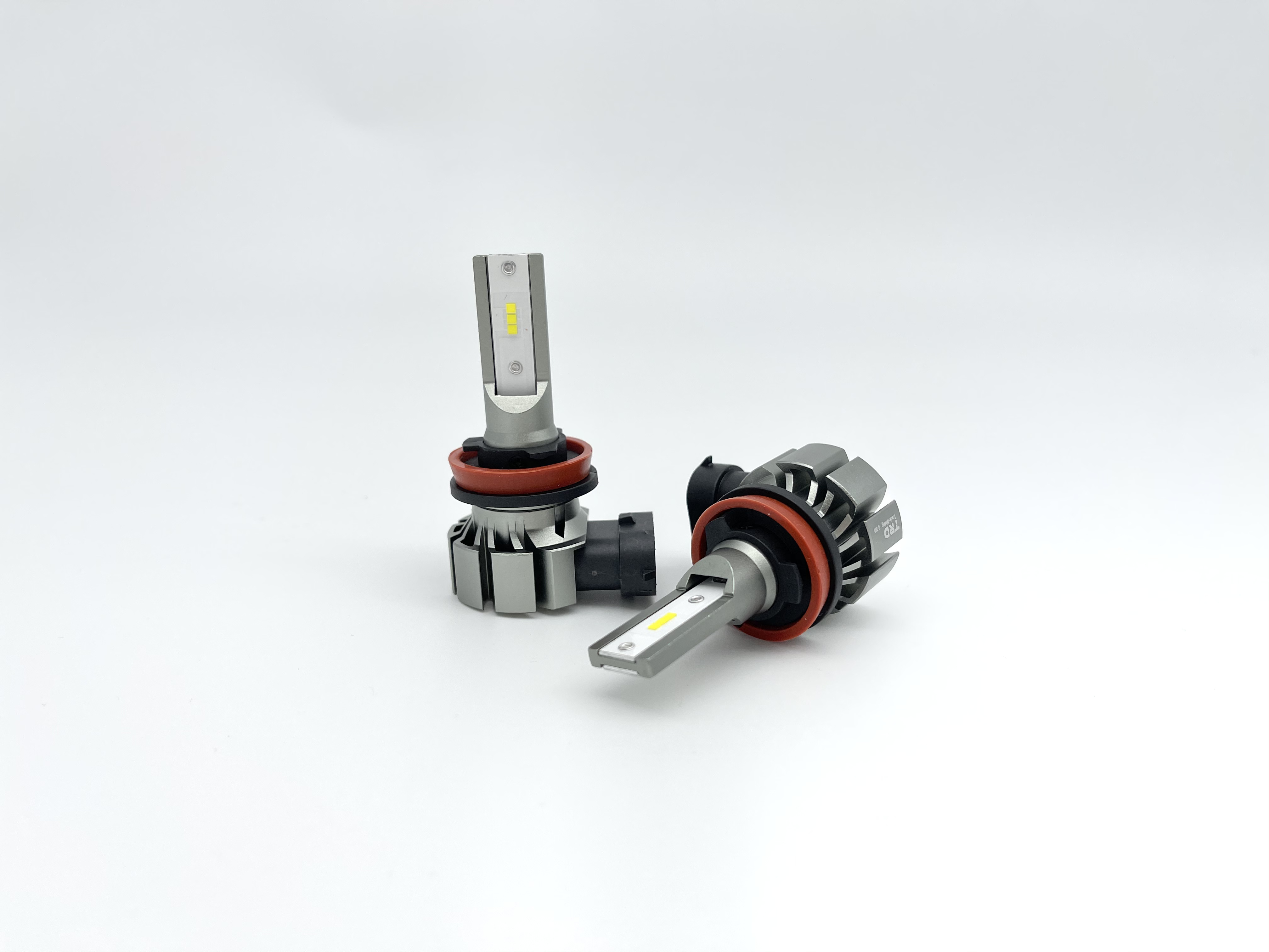 

LED лампы LED compact 5200LM-6000K-34W/H8