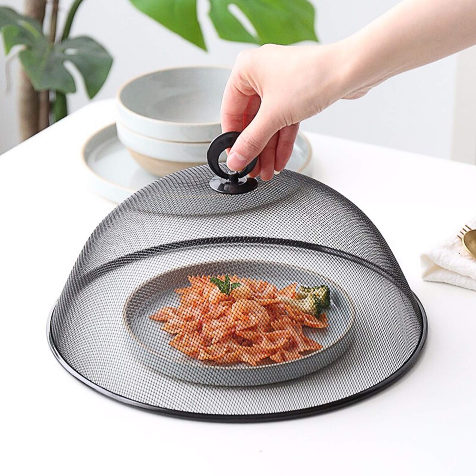 

Крышка для защиты продуктов от насекомых круглая (35*14,5 см черная)