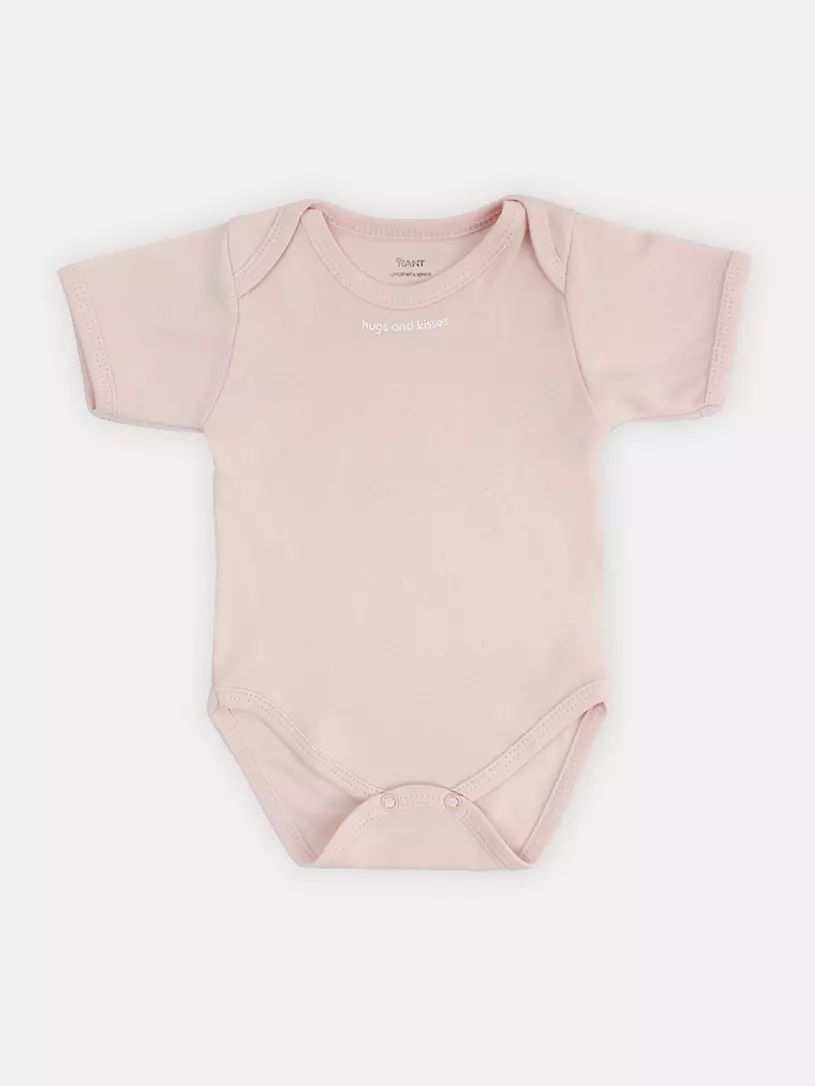 Боди детское с коротким рукавом RANT HUGS AND KISSES Soft Pink р 68 платье детское happy baby 88132 pink flower 110