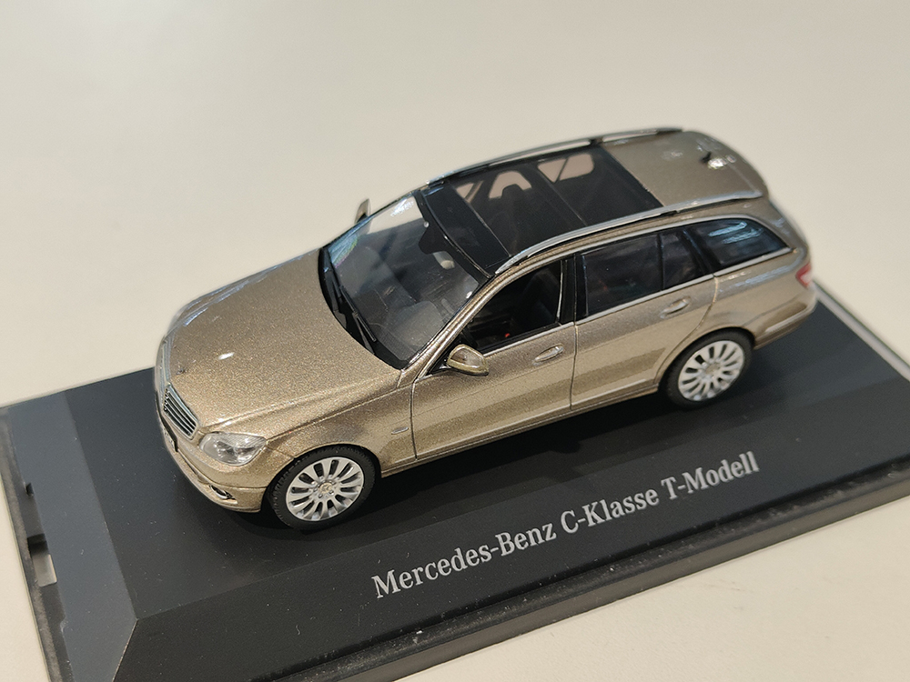 Mercedes W204 c-class elegance sw station wagon (S204) 2007 бронза (бокс может иметь потер