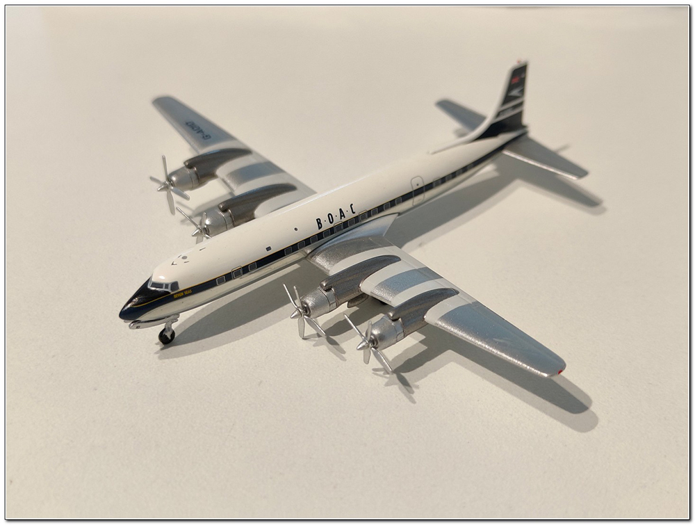 

Модель коллекционная AEROCLASSICS Douglas DC-7C boac g-aoid (длина 8,55 см), Белый