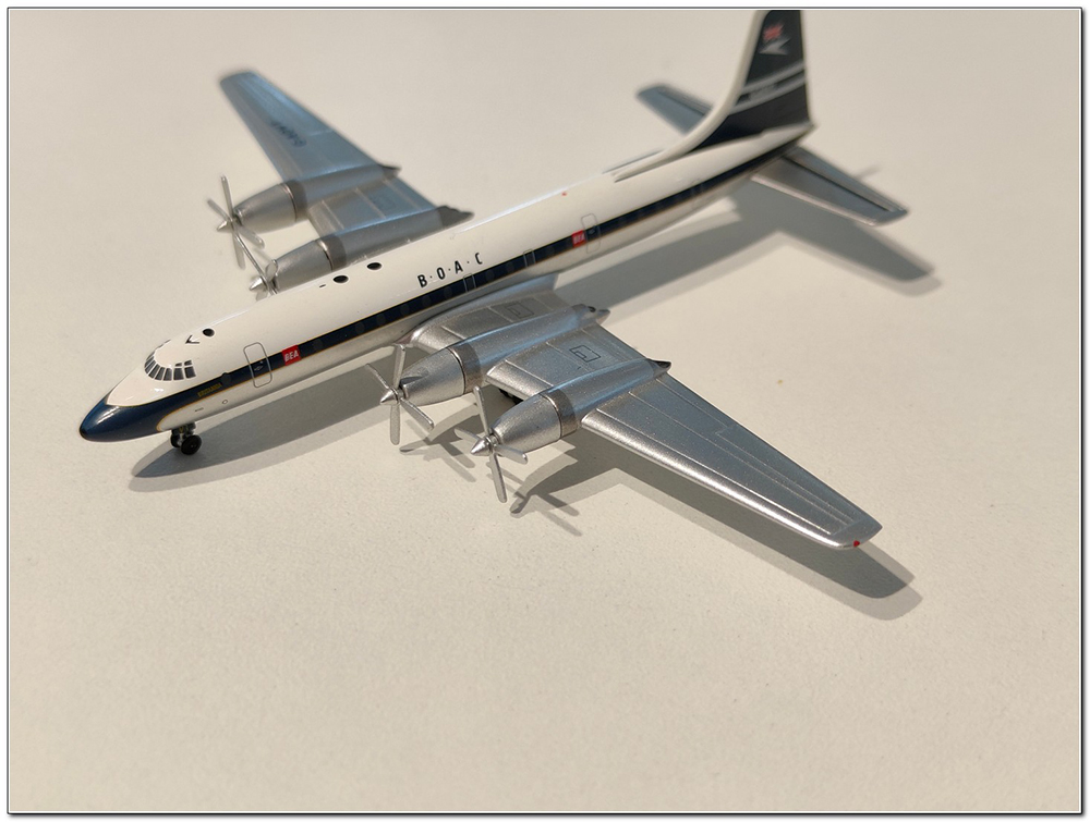 Модель коллекционная Bristol britannia 312 bea boac - hybrid colors g-aovt (длина 9,47 см)