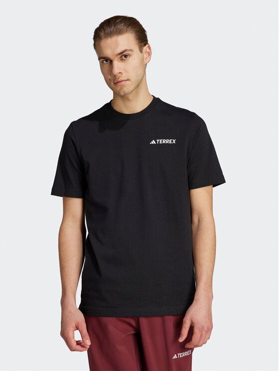 

Футболка мужская Adidas 0000302291526 черная S (доставка из-за рубежа), Черный, 0000302291526