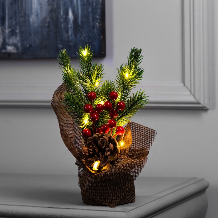 

Фигура светодиодная Елочка и ягоды Luazon Lighting 25 x19 x7 см, 10 LED, теплый белый