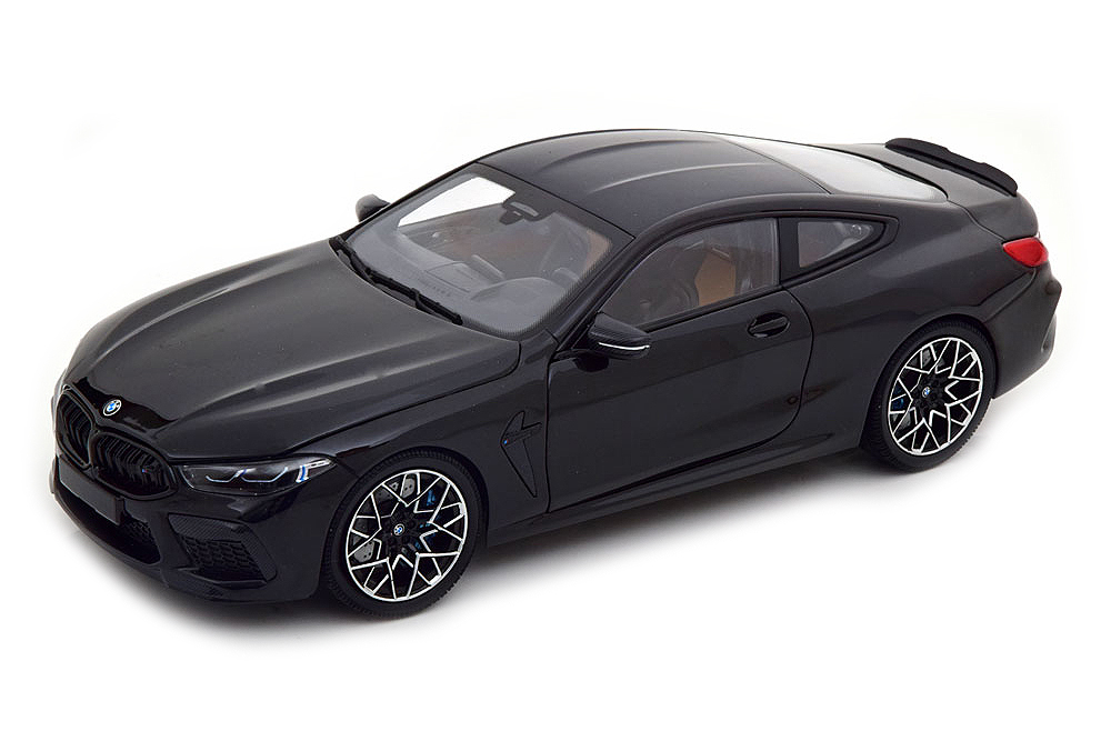 Модель коллекционная MINICHAMPS Bmw M8 competition 2022 black metallic / бмв М8 черный