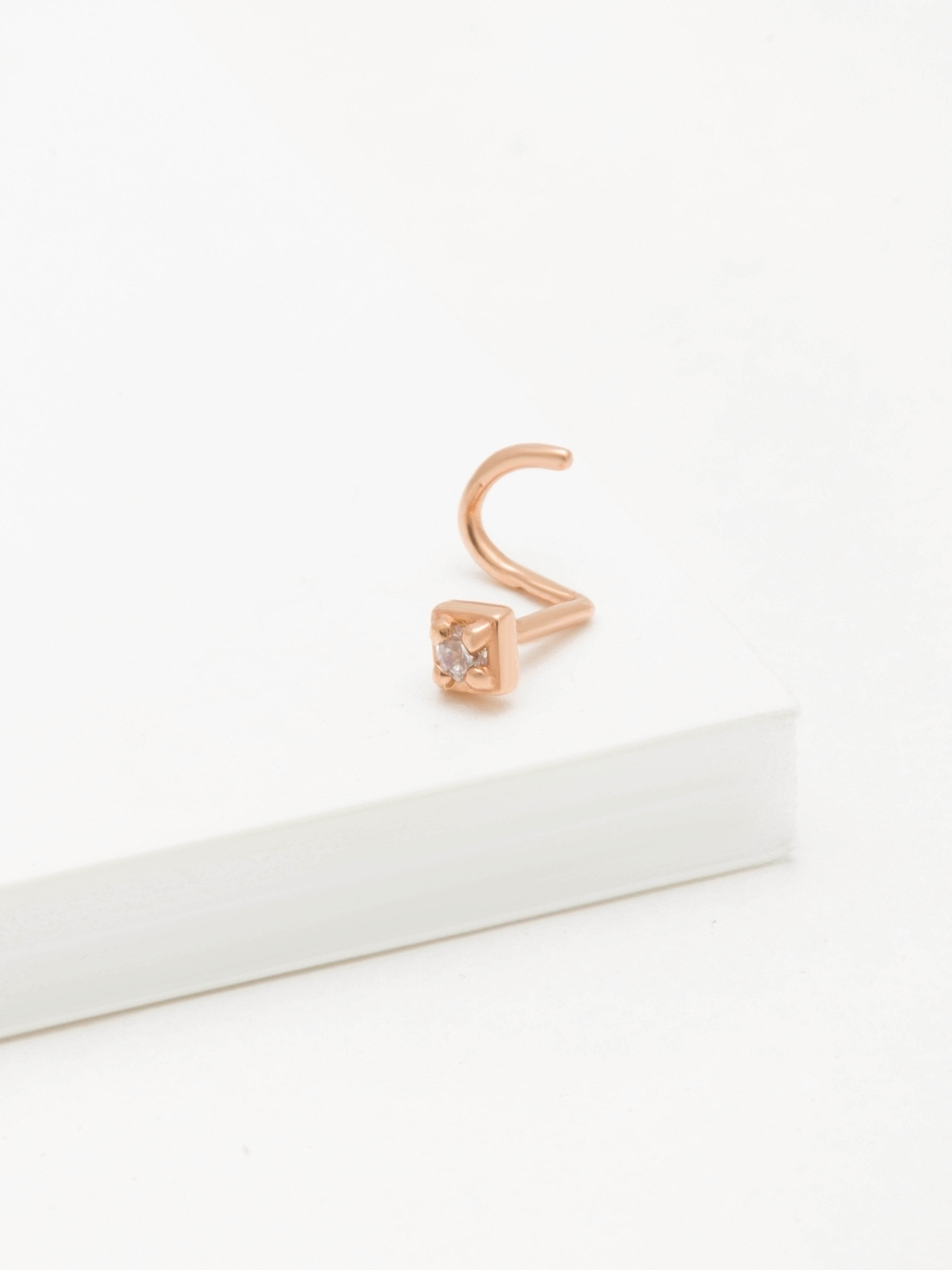 

Пирсинг из золота с фианитом НАШЕ ЗОЛОТО ЮИПР130-4448, ЮИПР130-4448