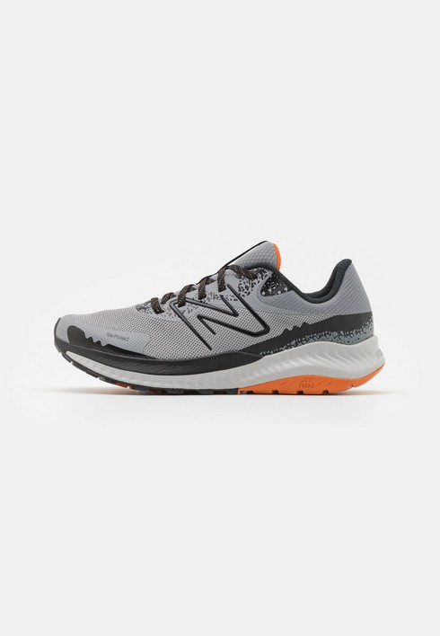 

Кроссовки мужские New Balance Dynasoft Nitrel V5 Gtx серые 42 EU (доставка из-за рубежа), Серый, Dynasoft Nitrel V5 Gtx