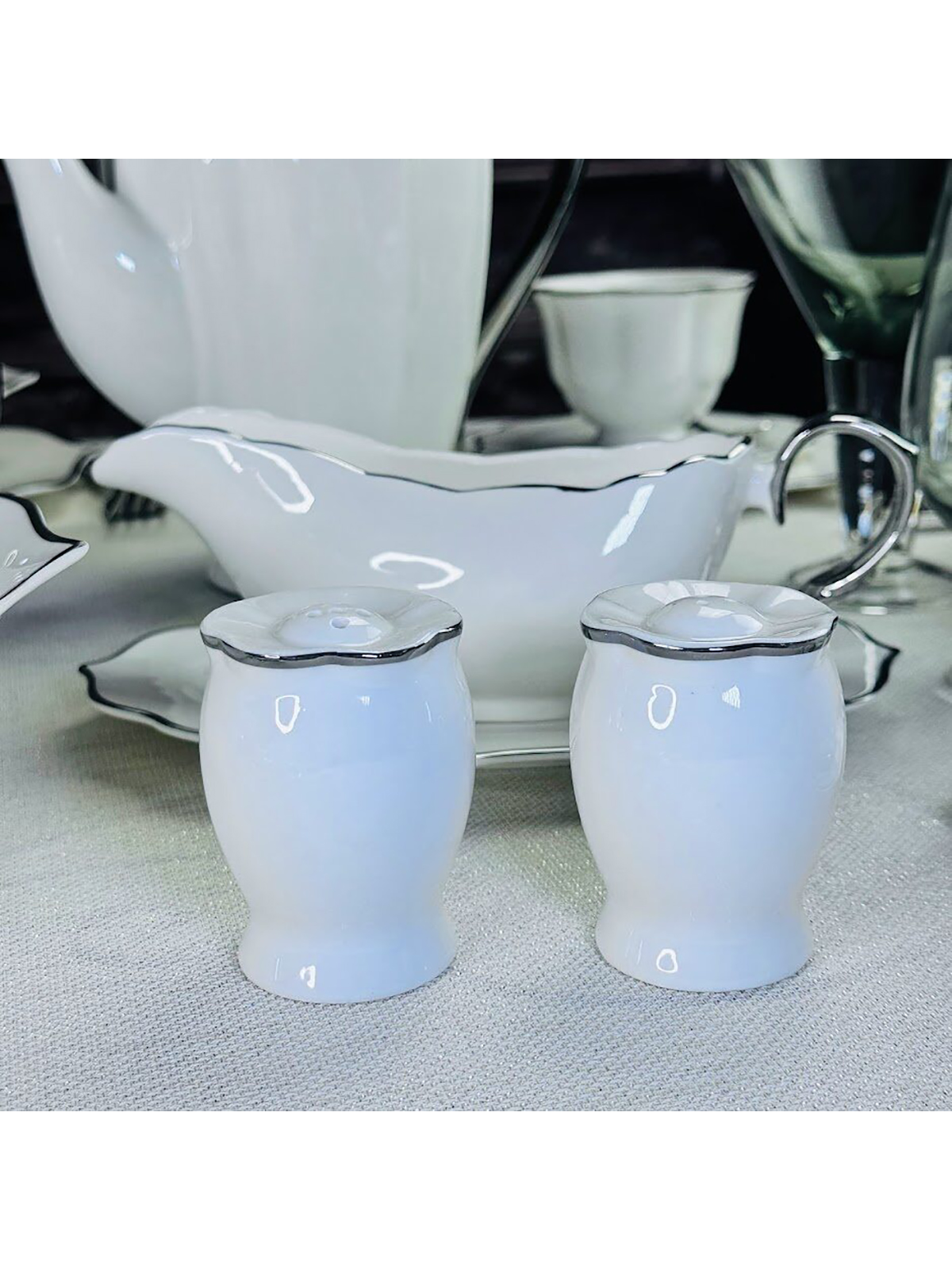 

Набор солонок Lenardi Magnolia Silver, фарфоровый, 2 пр, Белый;серебристый