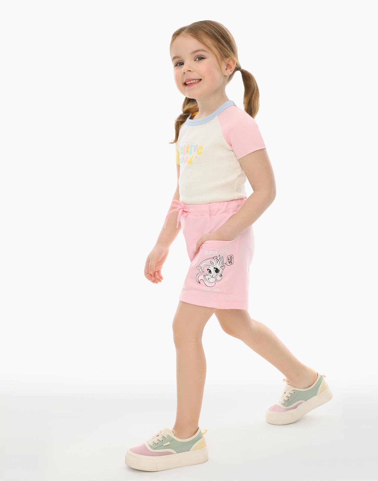 Cветло-розовые спортивные шорты Paperbag с единорогом для девочки Gloria Jeans 7-8л/128
