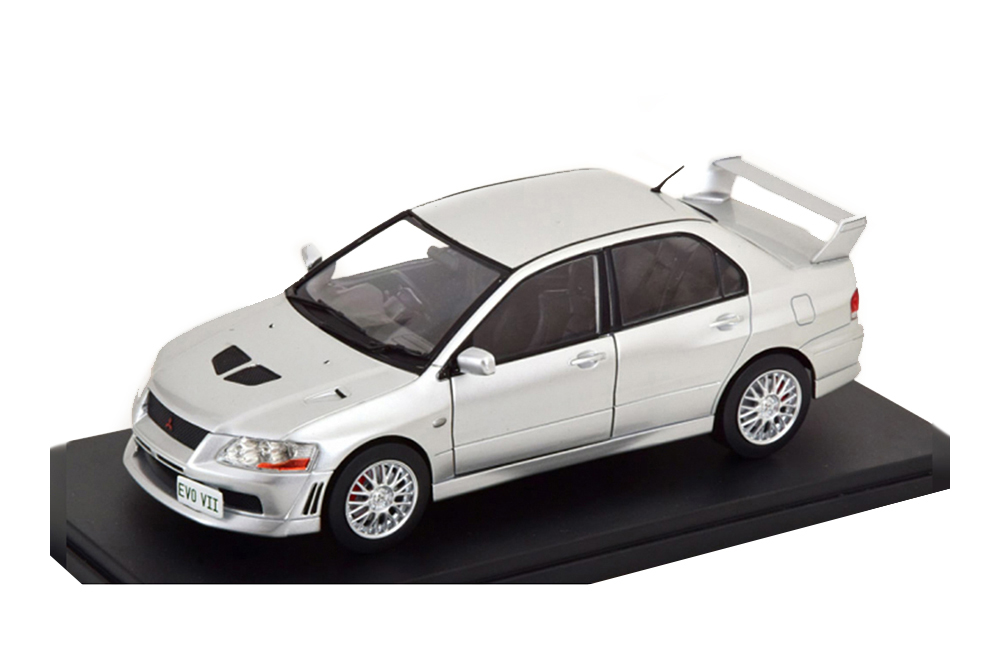 

Модель коллекционная WHITEBOX Mitsubishi lancer evolution vii 2001 silver, Серебристый
