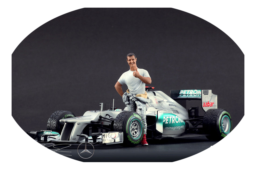 

Фигурка коллекционная michael sсhumacher в костюме mercedes ручная работа в масштабе 1:18, Белый