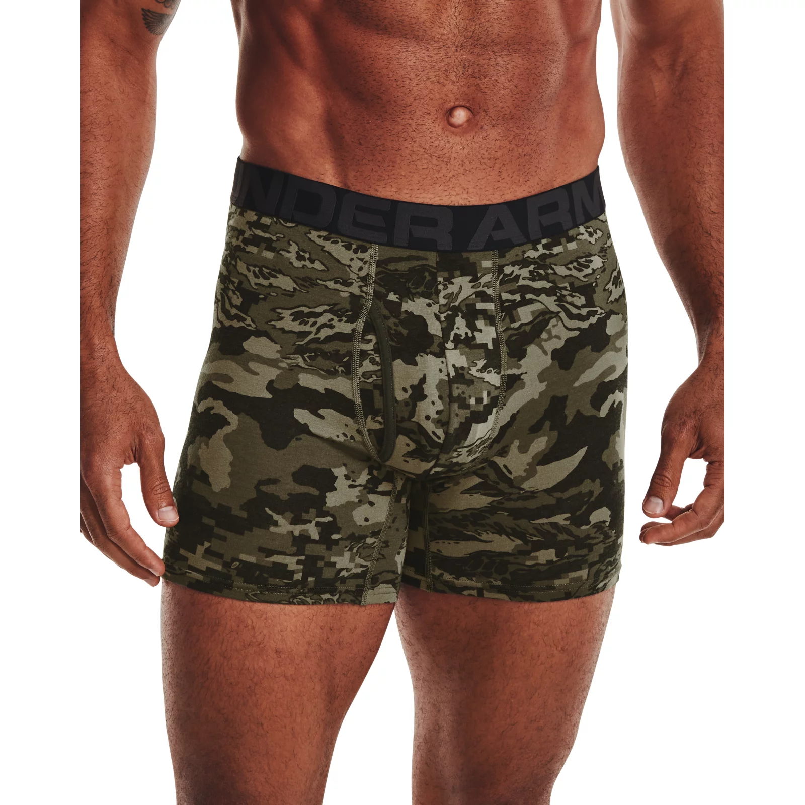 

Боксеры мужские Under Armour 1363615-004 хаки SM, 1363615-004