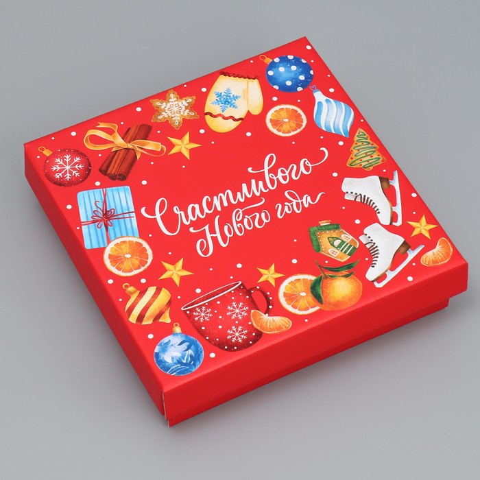 

Коробка складная Дарите Счастье Счастливого Нового года, 20x20x5 см, Красный