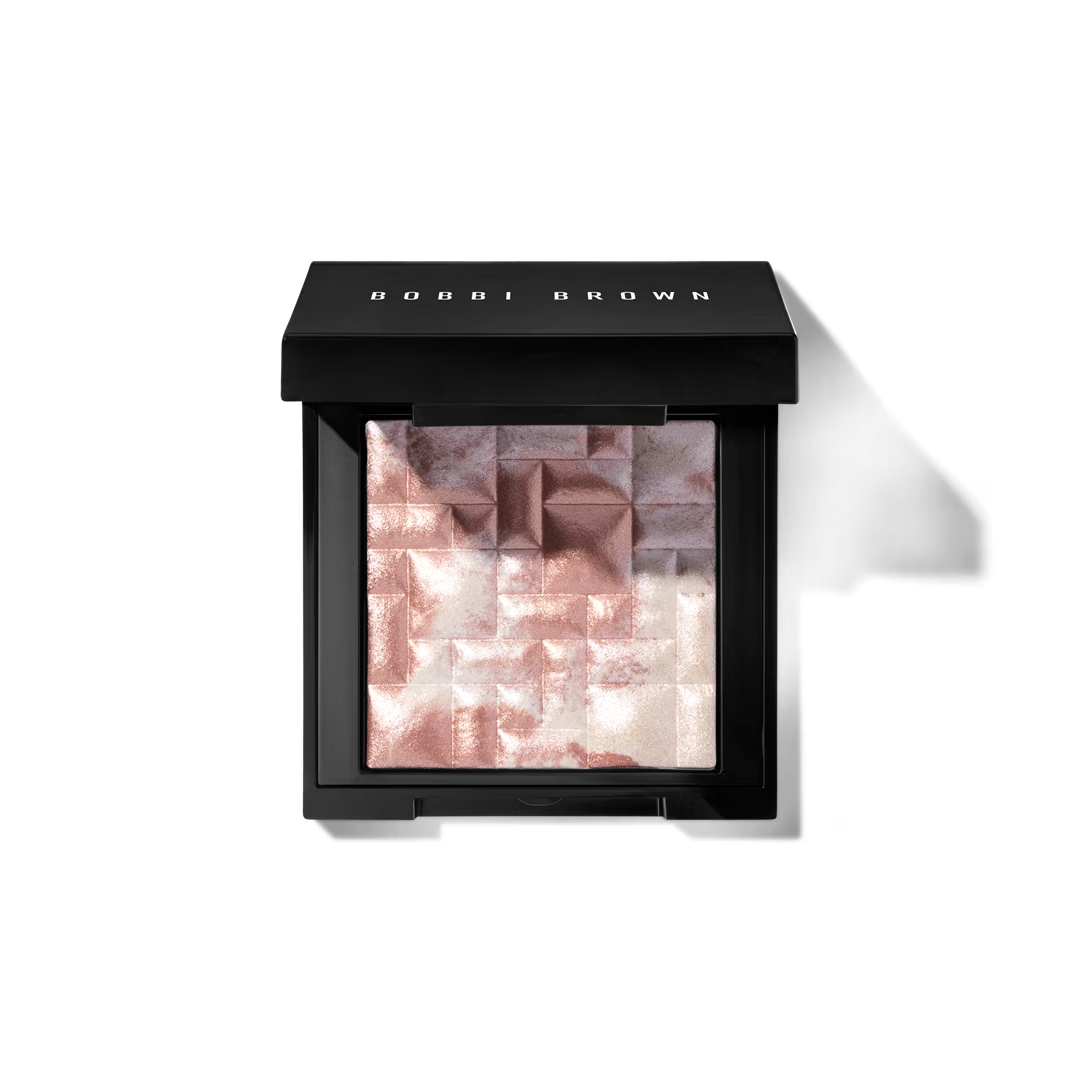 Пудра-хайлайтер Bobbi Brown Pink Glow, 3 г