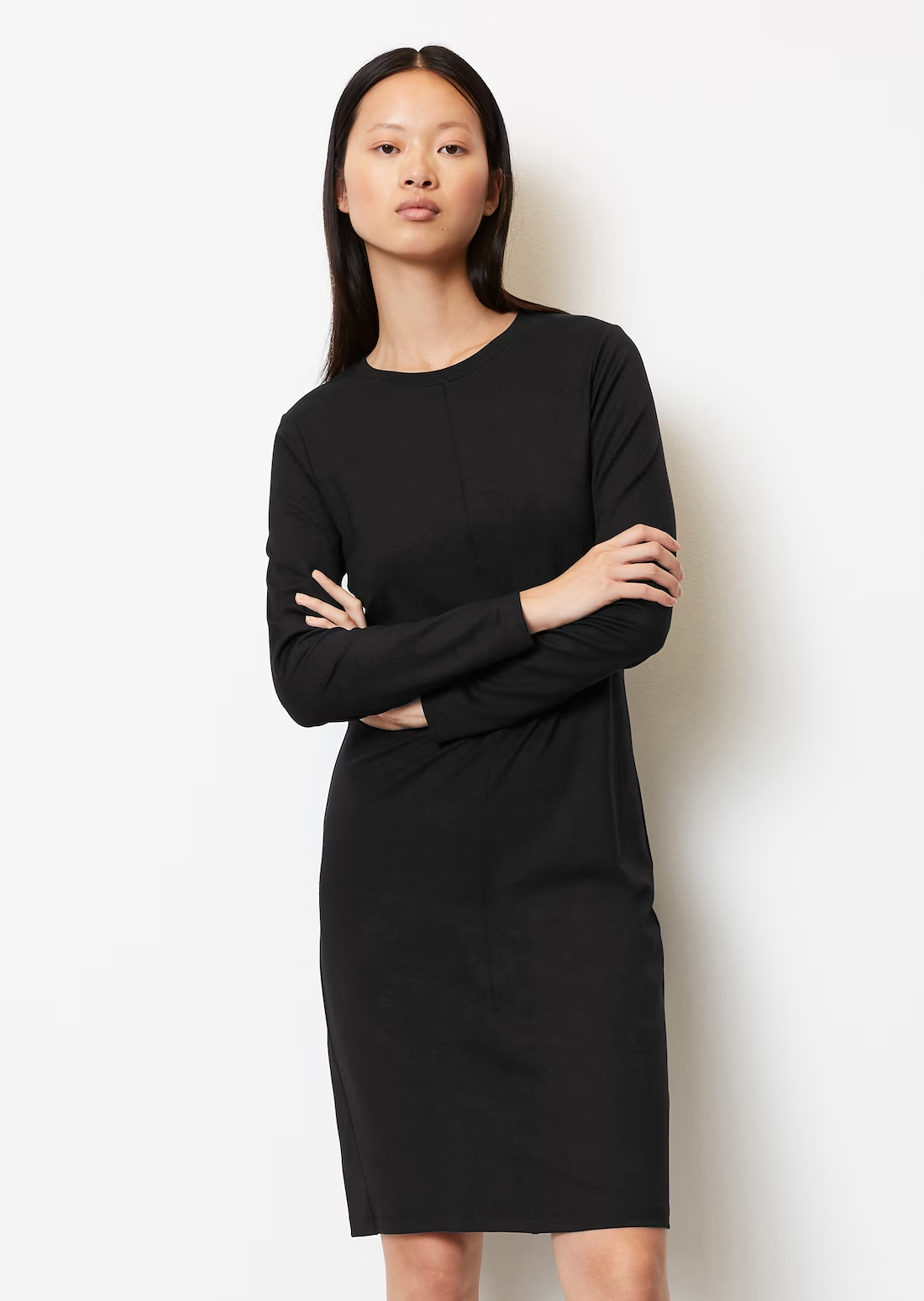 

Платье женское Marc O’Polo 310403959135 черное 40 EU, Черный, 310403959135