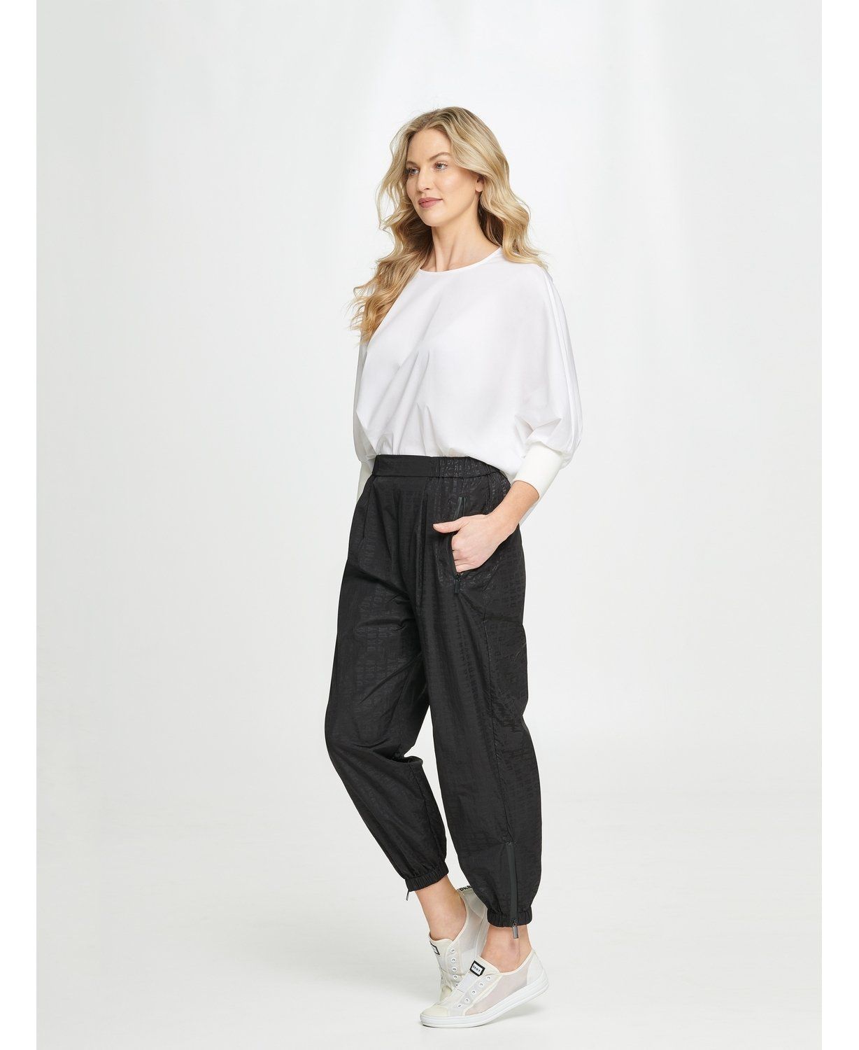 

Брюки женские DKNY P0DK0FN9 черные M, P0DK0FN9